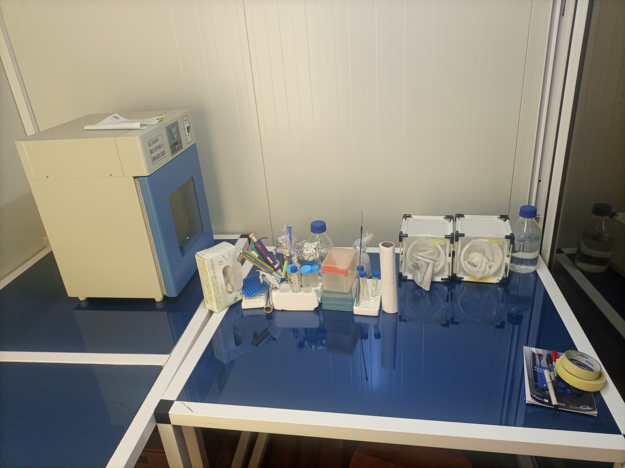 Microbial ecology of vectors and parasites Image 1